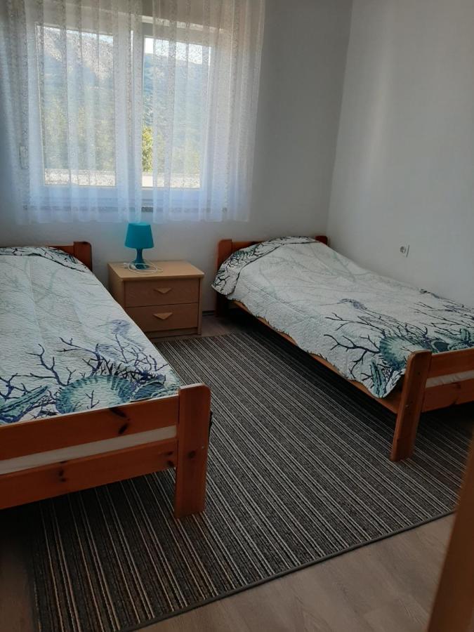 Apartmani Mujagic Batomalj Екстериор снимка