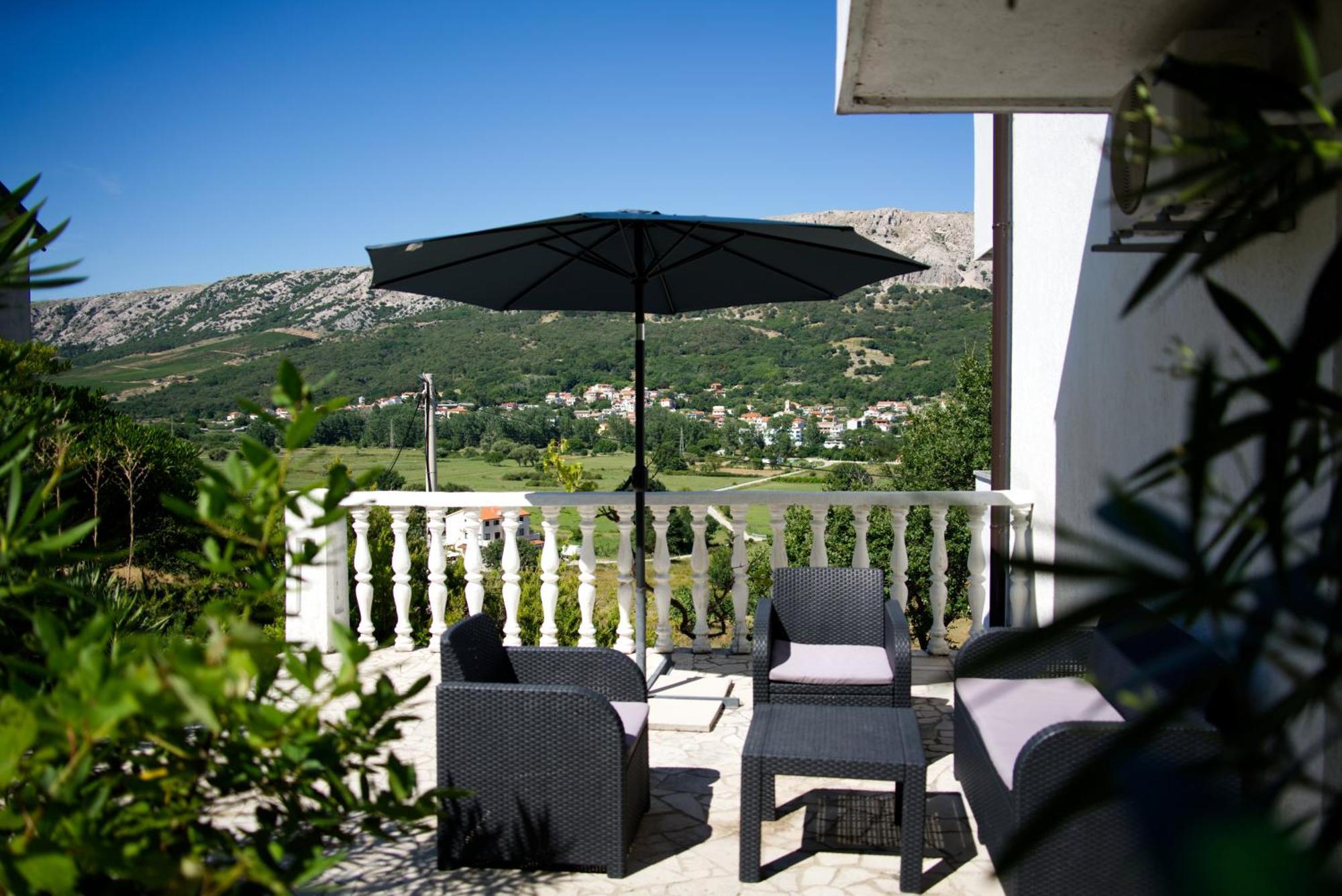 Apartmani Mujagic Batomalj Екстериор снимка